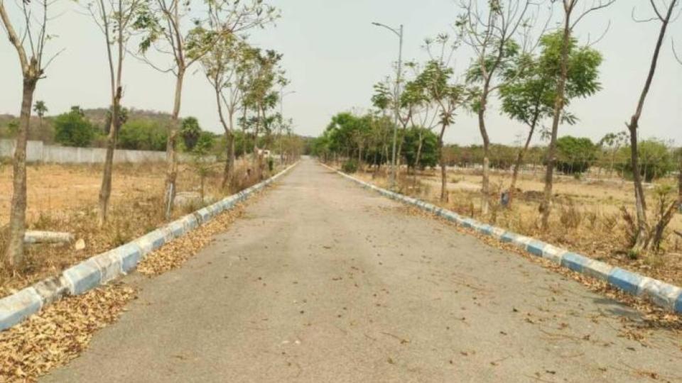 Journalist duped of Rs 3 lakh in Moinabad land deal
