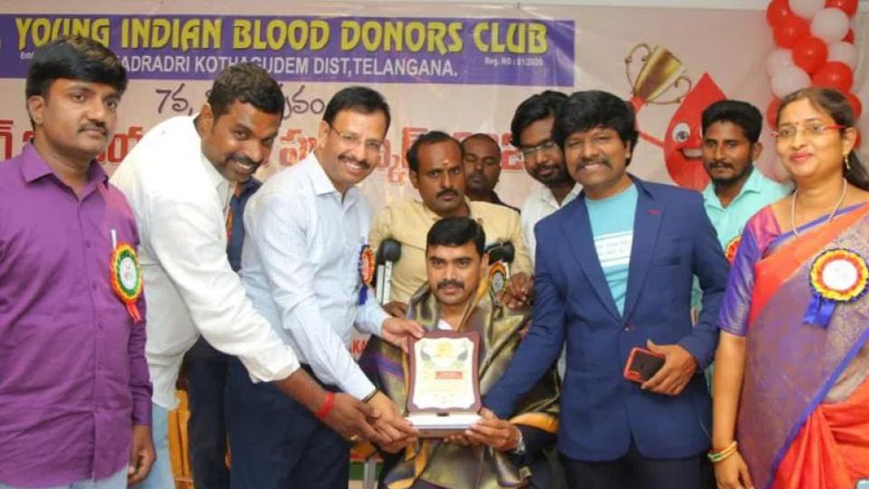 Govt teacher saves lives through blood donation movement in Kothagudem