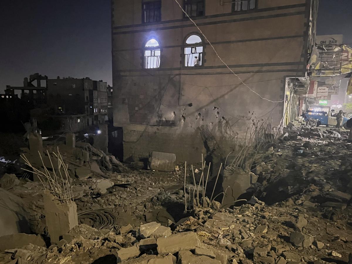 usairstrikeskilled1dozenwoundedinyemen’scapital