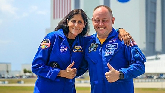 spacexnasalaunchcrew10missiontobringhomestrandedastronautssunitawilliamsandbutchwilmore