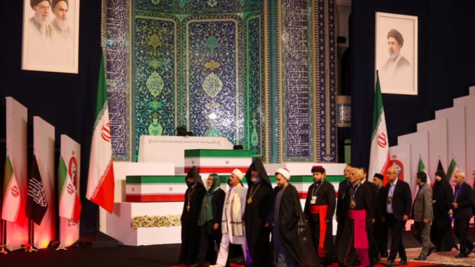 Iran Begins Days-Long Funeral for Ayatollah Ali Khamenei