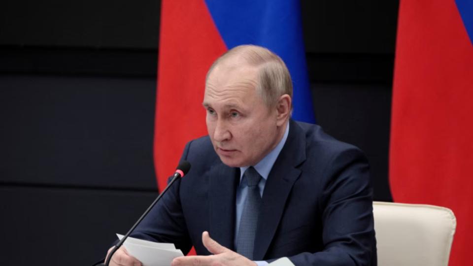 Vladimir Putin says Russia ready to negotiate on Ukraine