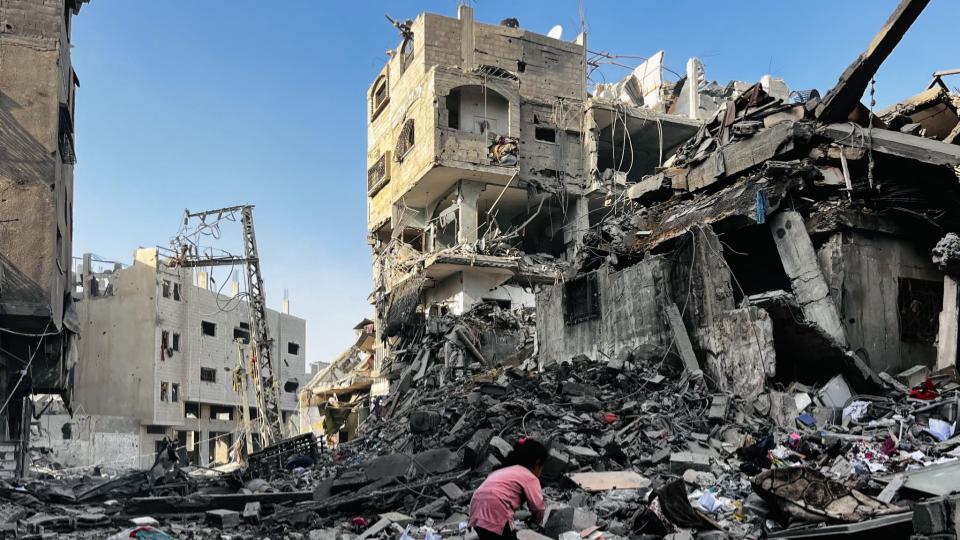 60 Palestinians killed in Israel airstrikes in Gaza