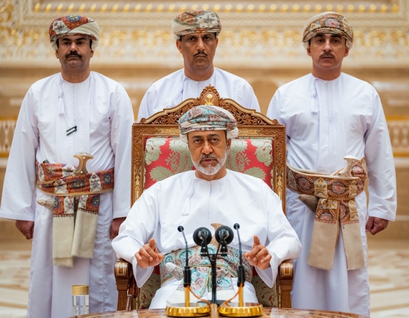 omandeclarespublicholidayonjanuary11