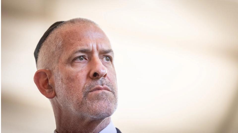 israel’cabinetvotestofireshinbetchiefronenbar