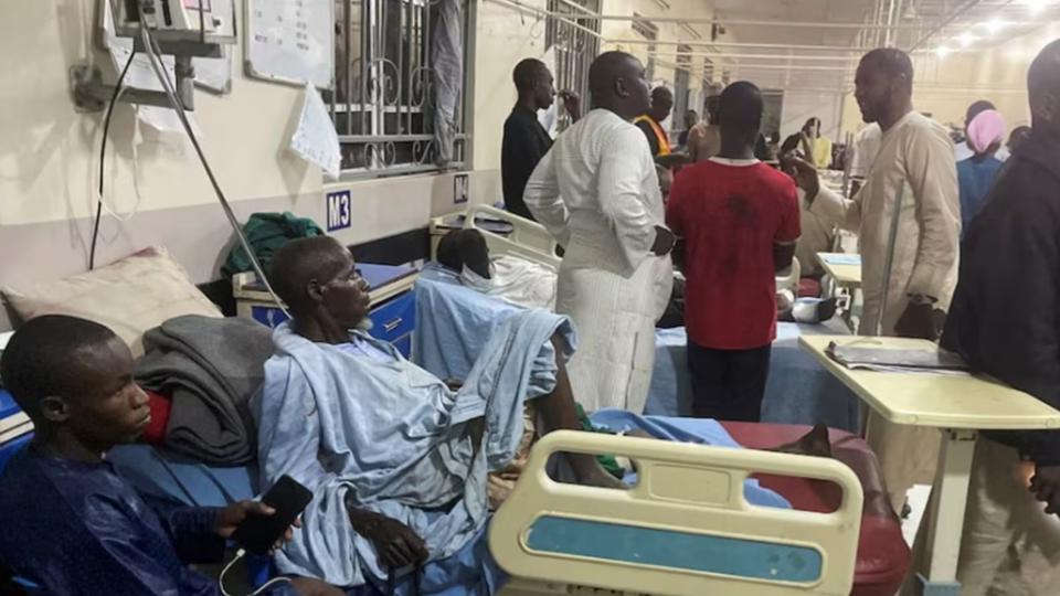 Bomb Blasts at Nigeria mosque during namaz time, 5 killed and 30 injured