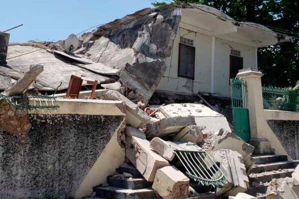haitiearthquakedeathtollpasses2200