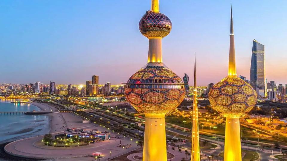 Kuwait issues fatwa banning commercial activities in mosques