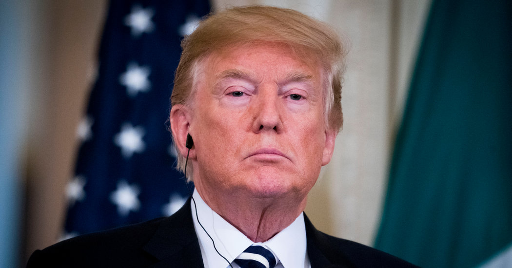 trumplookingintorulesonprintedguns