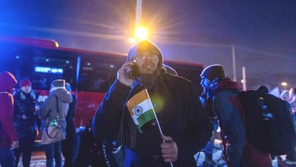 indiansstrandedineastukraineneedhelp:evacuee