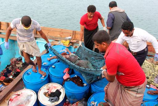 helicopterattackonboatfullofsomalirefugeesleaves40dead