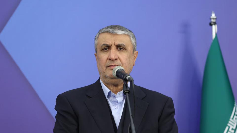 Iran Rejects Limits on Its Nuclear Enrichment Program