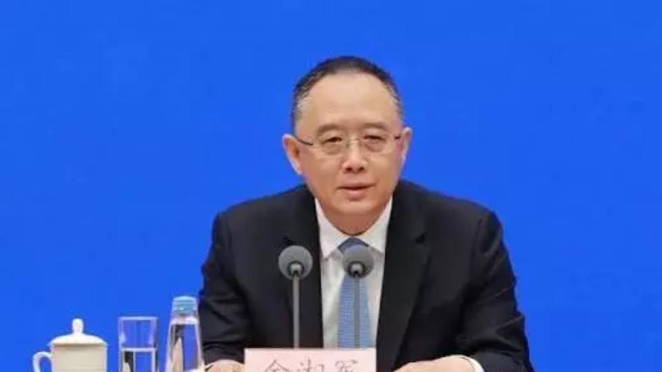 China Gives Former Governor Suspended Death Sentence in Bribery Case