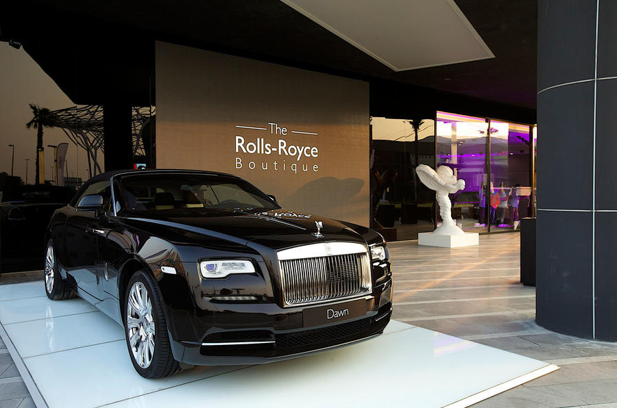 rollsroyceboutiqueshowroomopensindubai