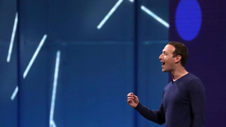 Meta Cash Flow Craters As Zuckerberg Doubles Down On AI Spending