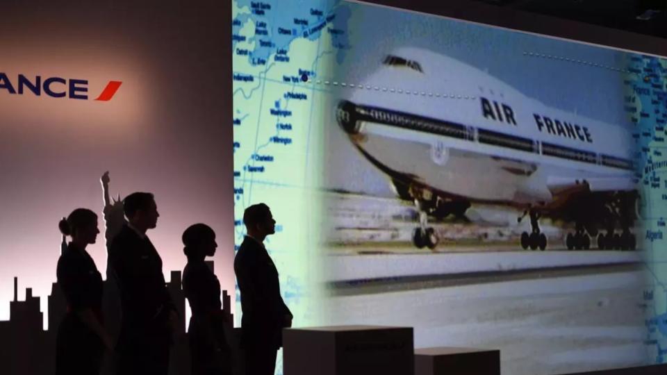 French Flight Attendant Wins Landmark Breast Cancer Ruling
