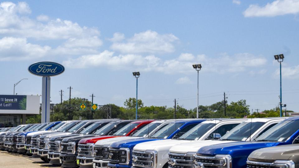 Ford recalls more than 741,000 vehicles in US over park system issue