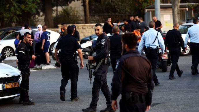 Israeli police shoot dead Palestinian in West Bank