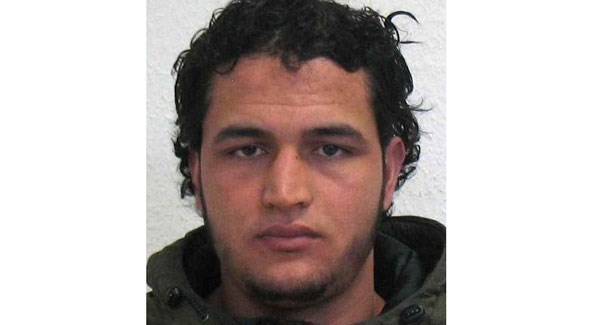 berlinattacksuspectshotdeadbypoliceitalianinteriorministerconfirms