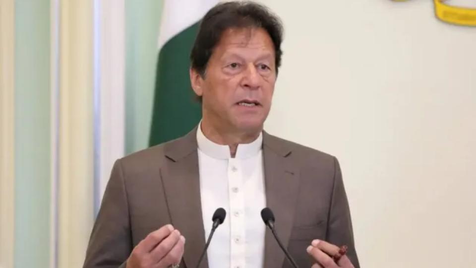 Former Pakistani PM Imran Khan Taken Back to Jail After Hospital Checks