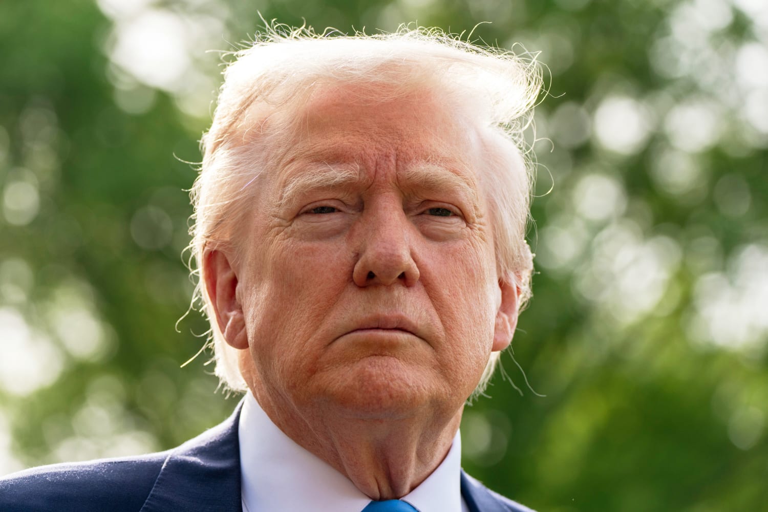 presidenttrumpissuesexecutiveordersonenglishproficiencyfortruckerssanctuarycities