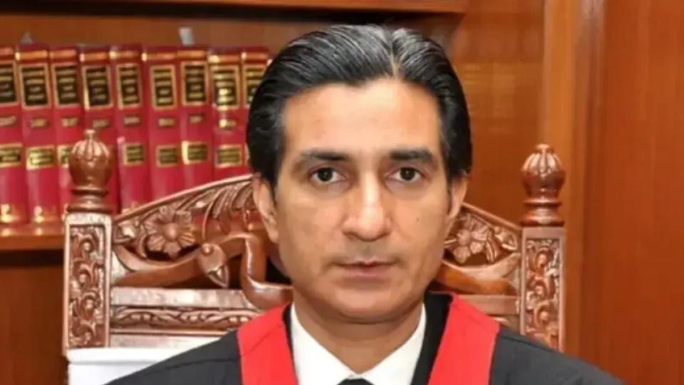 Lahore High Court Justice Mehmood Mirza resigns over 27th amendment in Pakistan
