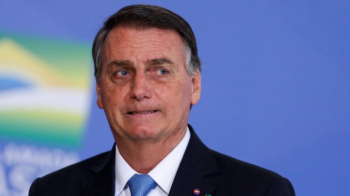 brazil’ssupremecourtrulesformerprezjairbolsonarowillstandtrialforconspiringtooverthrowthegovt
