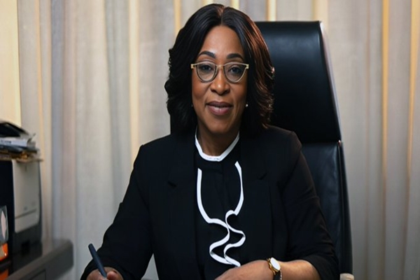 shirleybotchweybecomes1stafricanwomantoassumeofficeascommonwealthsecretarygeneral