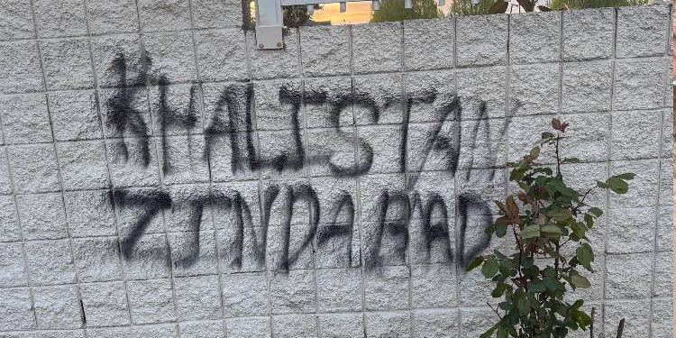 vancouver’shistoricgurdwaravandalisedwithprokhalistangraffiti