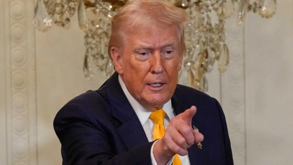 Donald Trump Warns Iran of Destruction if Tehran Hits Qatar Again