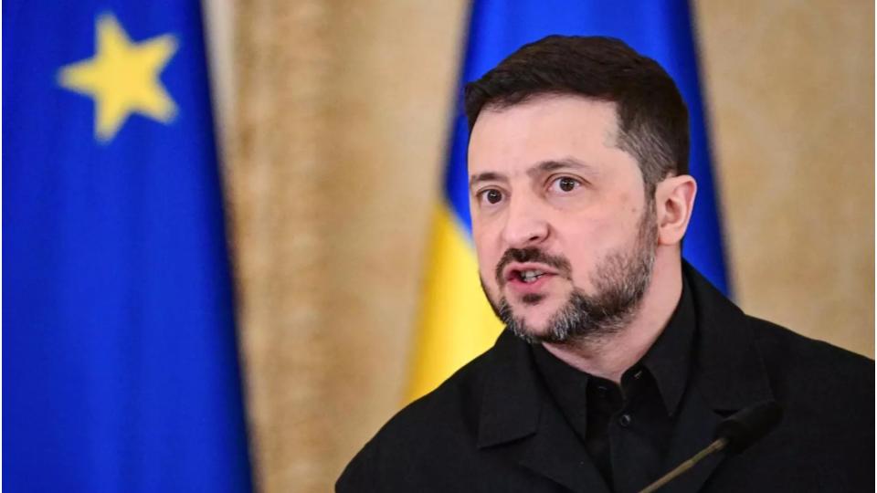 Zelensky Arrives In Paris For Talks On Pressuring Russia