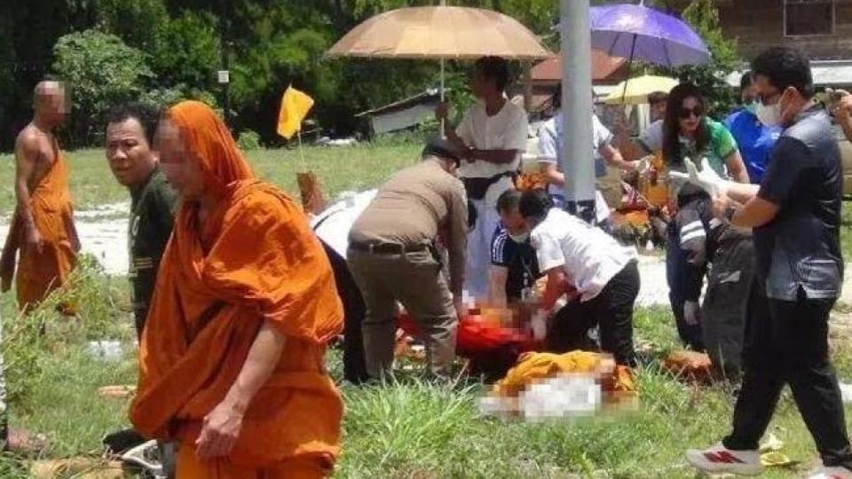 Minor boy crashes pickup truck into a group of monks in Thailand, 8 killed
