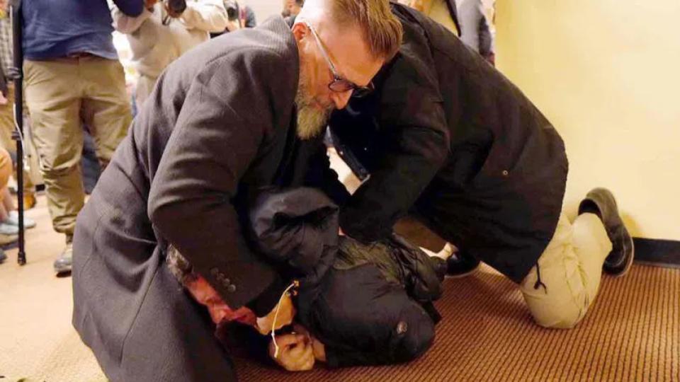 Man arrested for spryaing unknown substance on Democratic US Rep