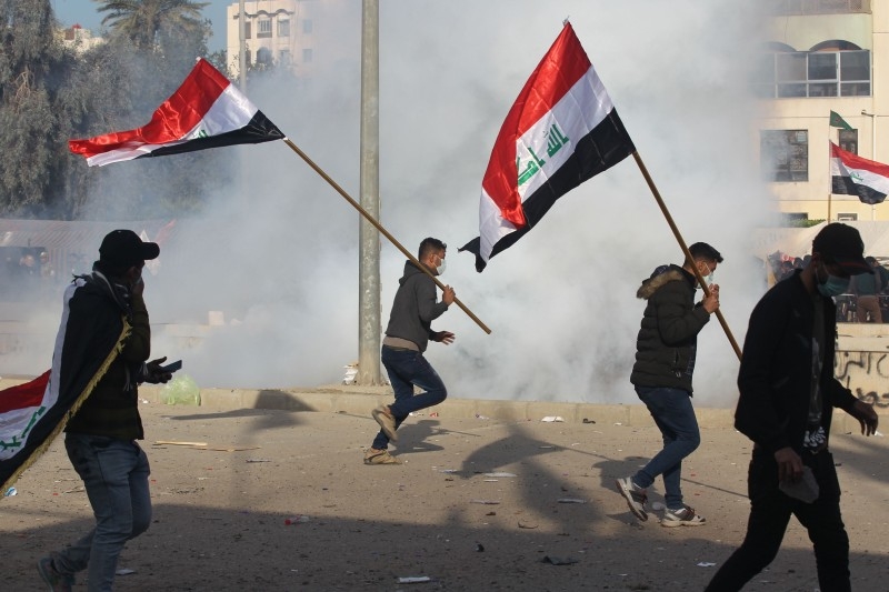 proiranprotestersleaveusembassyinbaghdad