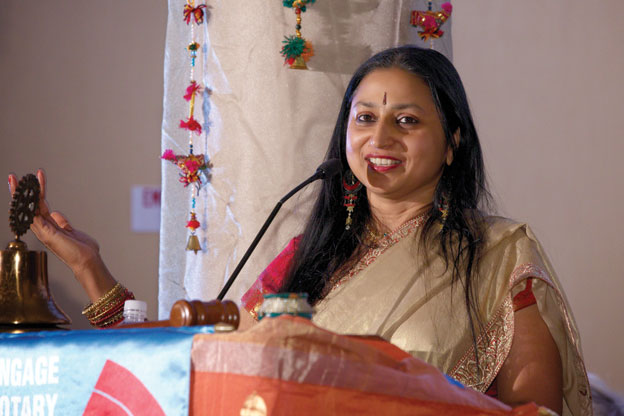 indianamericanwomanelectedasmayorofcaliforniancity