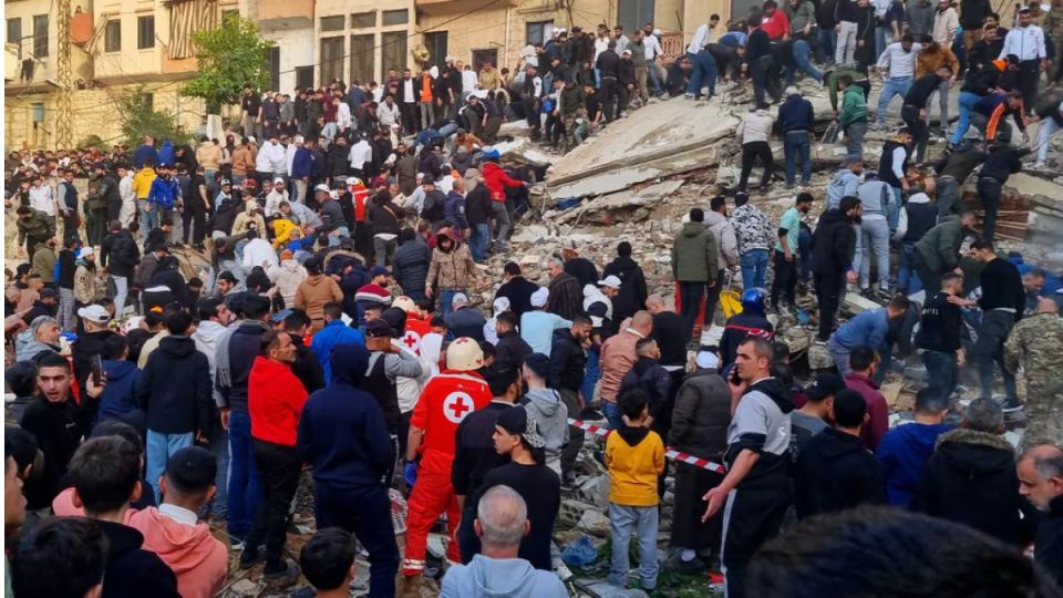 Over Nine People Killed in Lebanon Building Collapse