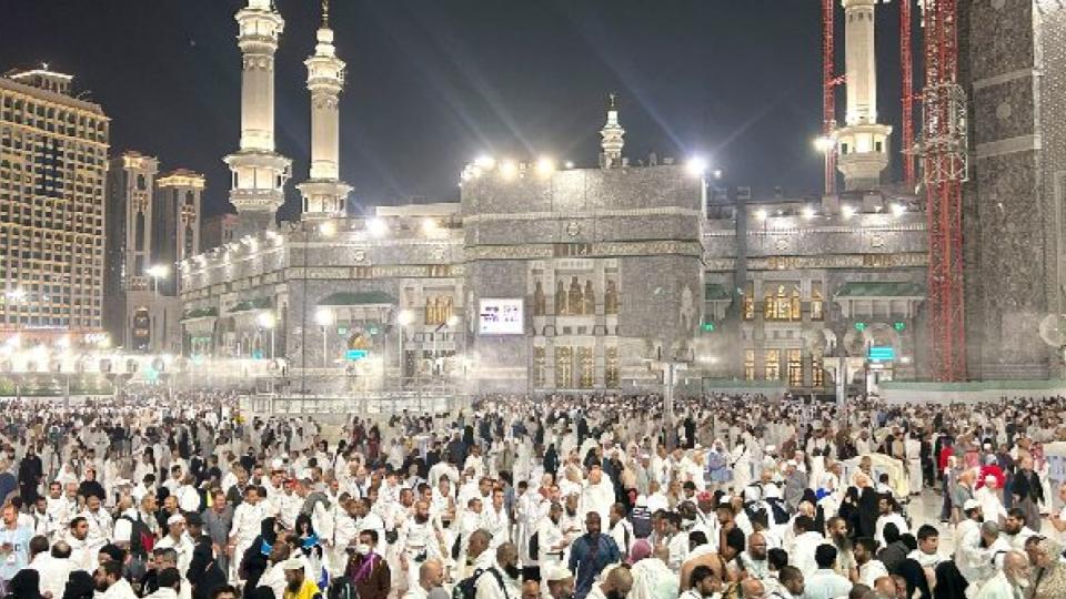 umrahpilgrimsincreaseby31pcinq42024