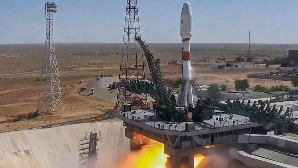 Russia successfully launches Iranian satillite into orbit