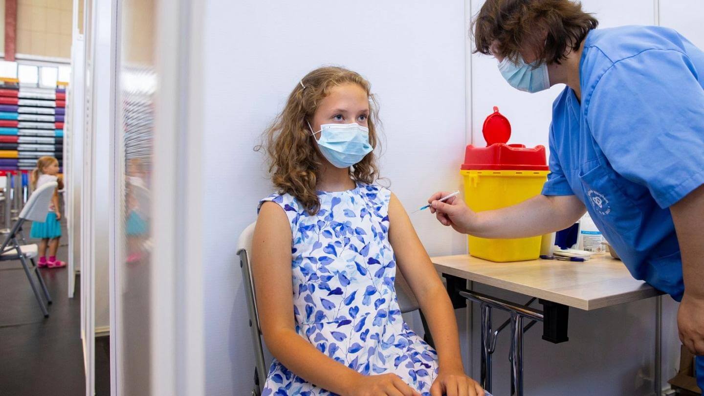 uktoexpandcovid19vaccinedrivetoatrisk511yearkids