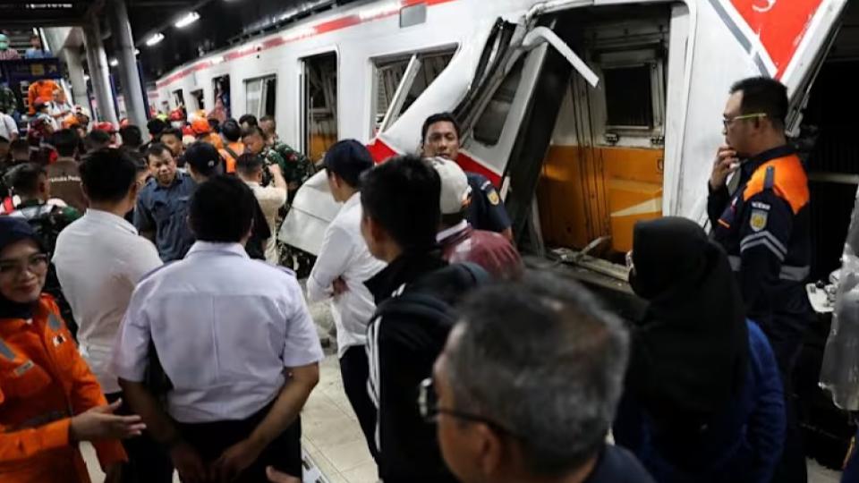 Train Collision Kills 14, Injures Dozens In Indonesia