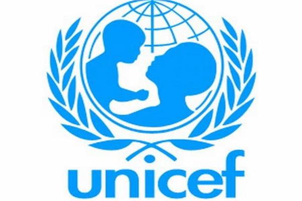 unicefurgesustoreconsiderprogrammeforafghanistan