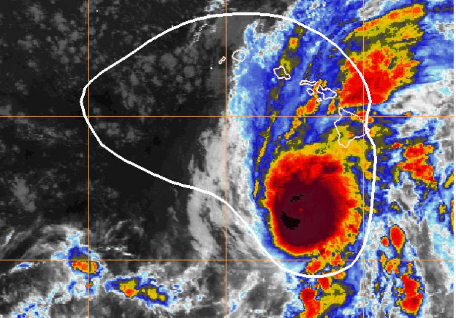 hurricanelaneunleashesrainasitshiftsclosertohawaii