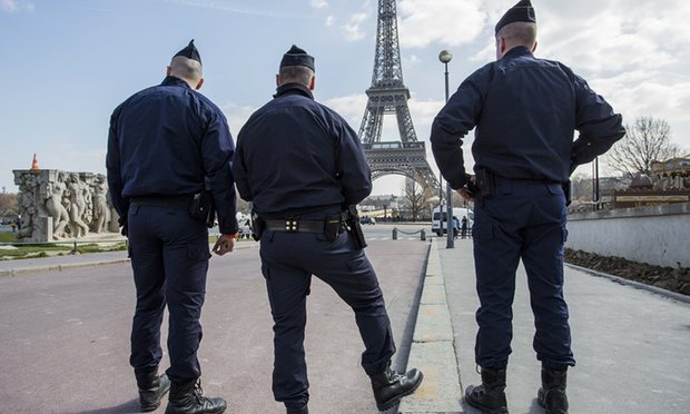 qatariwomenrobbedof£43mvaluablesinparismotorwayholdup