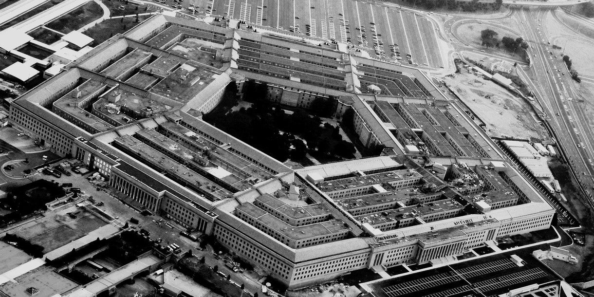 Pentagon halts weapons shipment to Ukraine