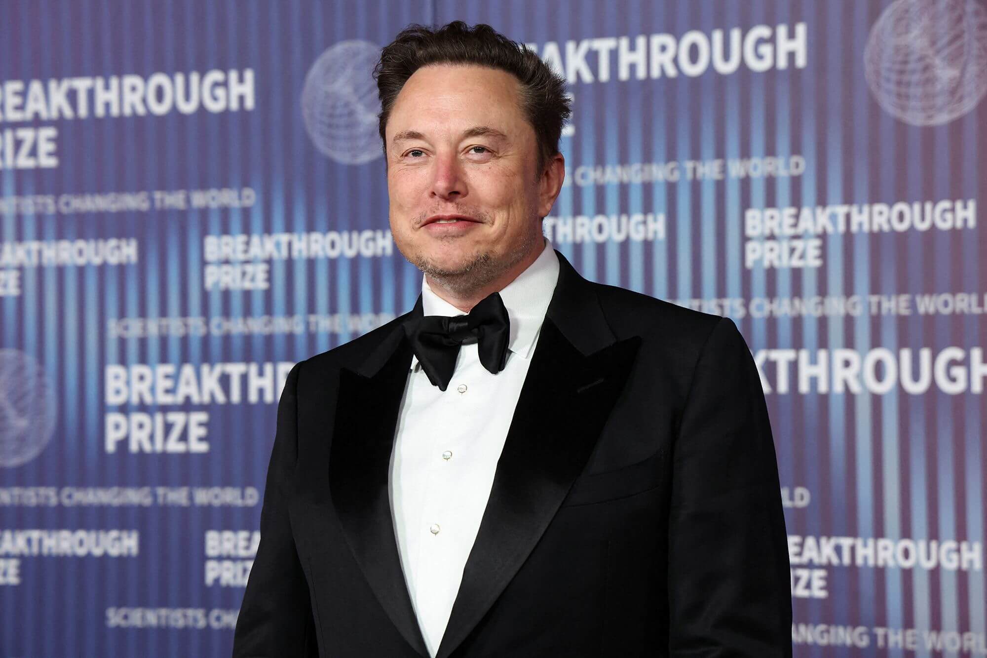 elonmusktovisitindialaterthisyearforteslalaunch