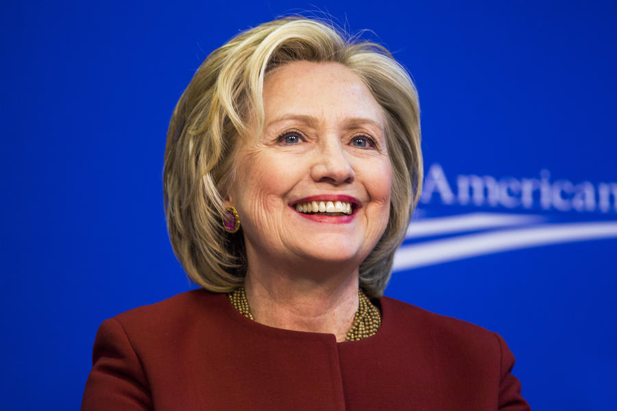 hillaryclintonhas70percentchanceofwinningelections:pollster