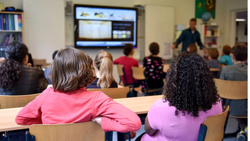 AI Ban In Public Schools Through 8th Grade in New York