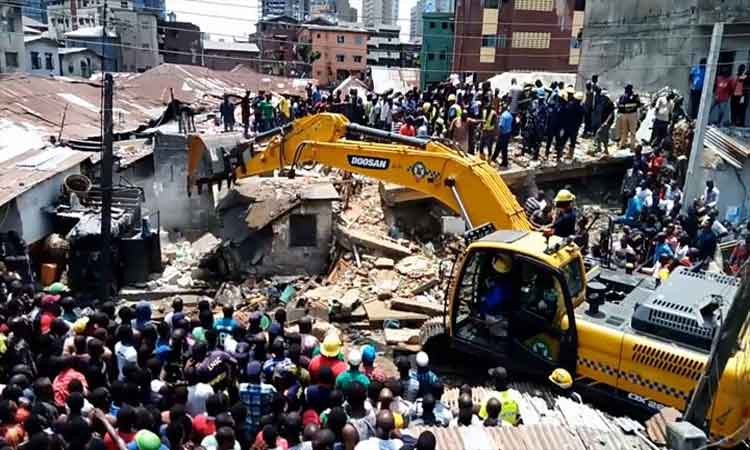 12killedinnigeriaschoolbuildingcollapse