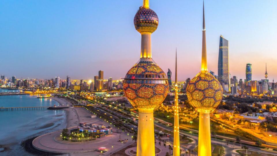 Kuwait mandates digital salaries for private sector
