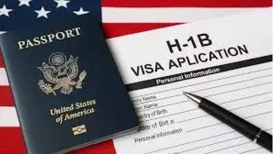 dhssecretarymullintwolakhapplicantspaid$1lakhforh1bvisas